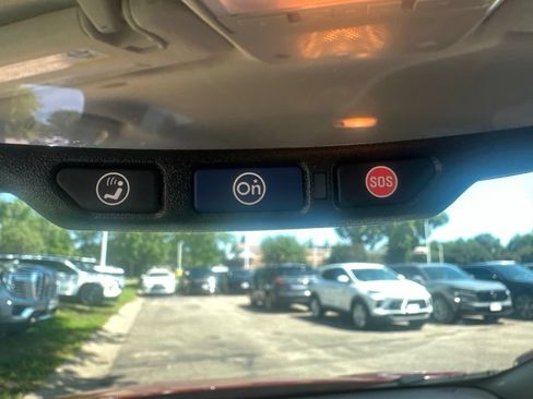 Used 2019 Buick Encore Preferred w/ Safety Package FWD image 21