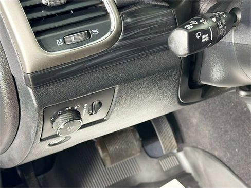 Used 2020 Jeep Grand Cherokee Altitude image 10