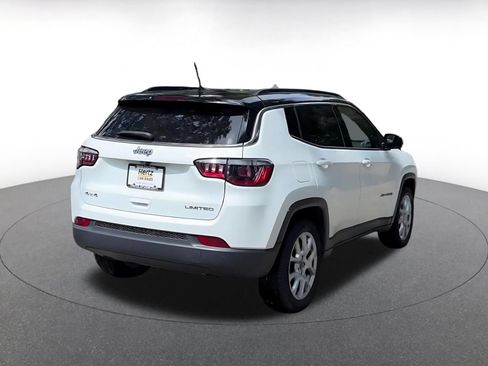 Used 2025 Jeep Compass Limited AWD/4WD image 11