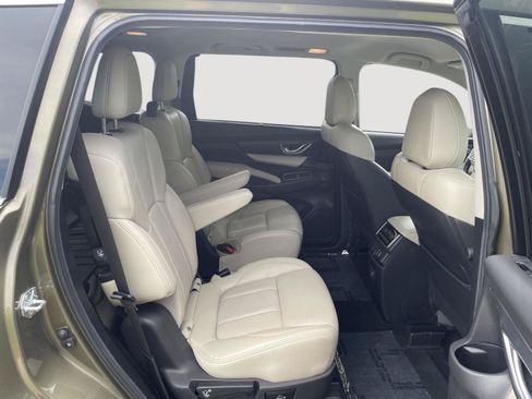 Used 2024 Subaru Ascent Limited AWD/4WD image 4