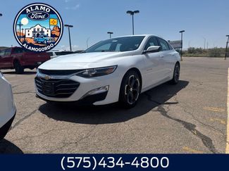 Used 2022 Chevrolet Malibu LT image 1