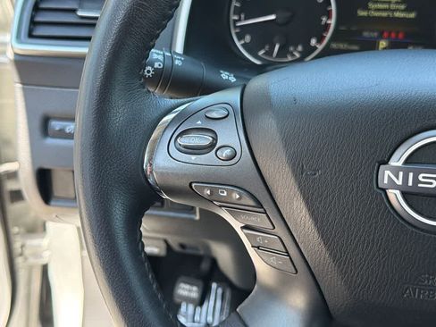 Used 2023 Nissan Murano SV AWD/4WD image 22