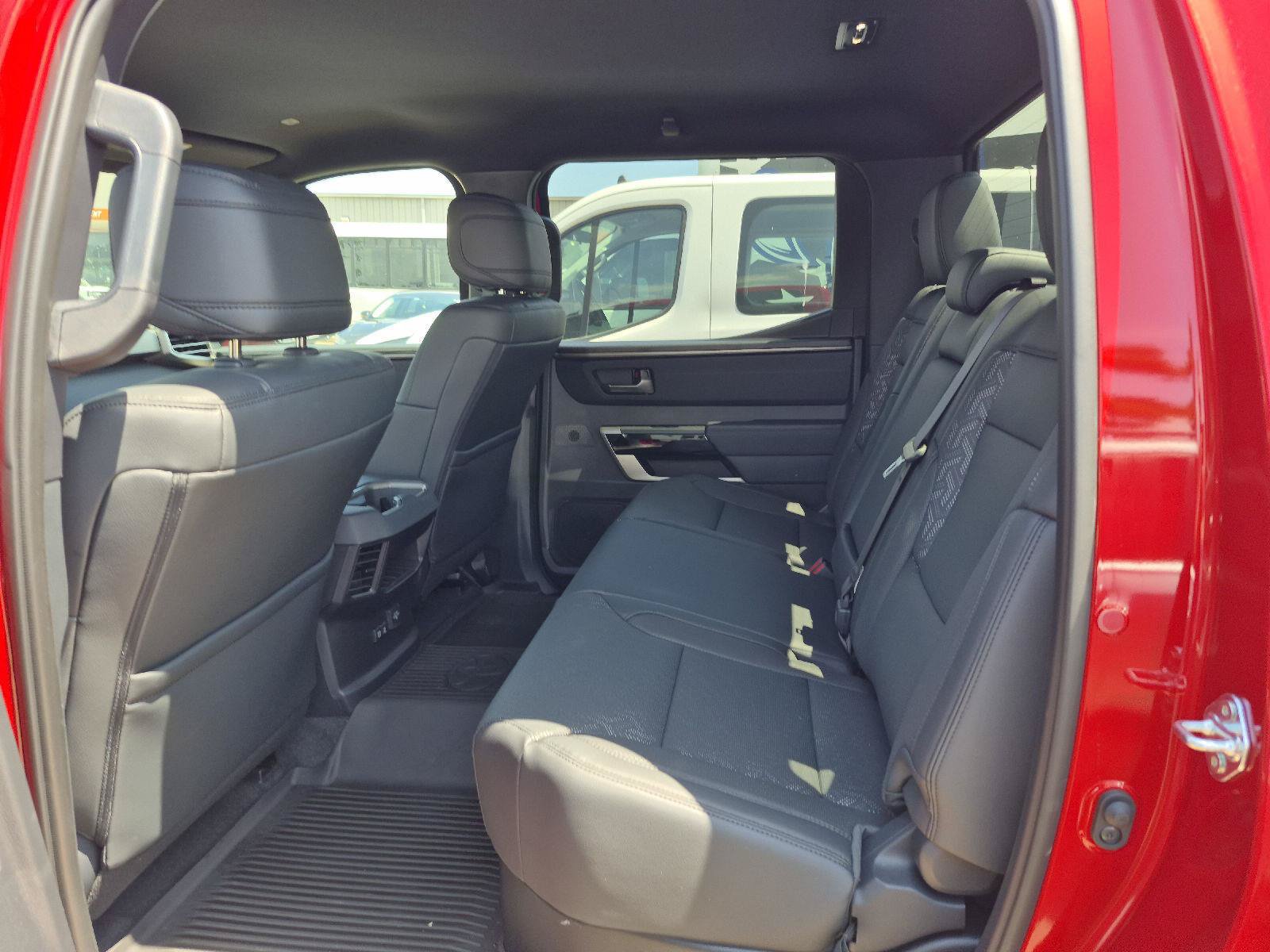 Used 2025 Toyota Tundra Limited w/ TRD Off-Road Package AWD/4WD image 11
