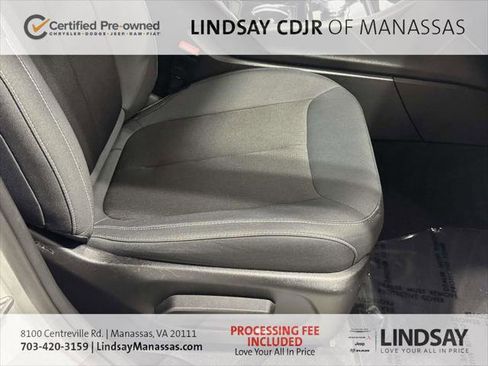 Certified 2023 Jeep Grand Cherokee Laredo image 10