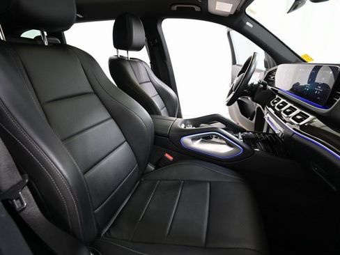 Used 2020 Mercedes-Benz GLS 450 4MATIC image 26