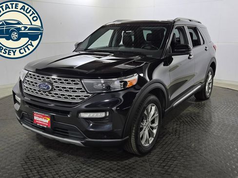 Used 2021 Ford Explorer Limited w/ Equipment Group 301A AWD/4WD image 10