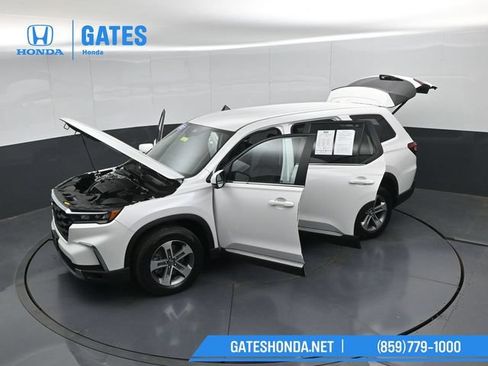 Certified 2023 Honda Pilot EX-L image 54