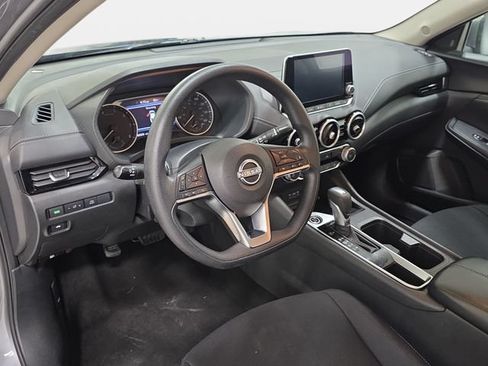 Used 2024 Nissan Sentra SV FWD image 16