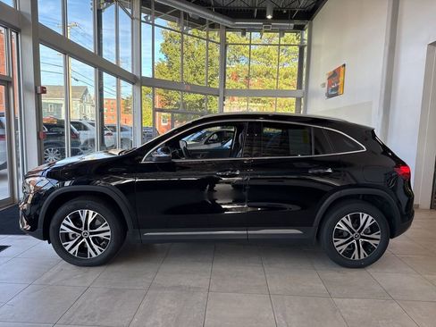 Certified 2025 Mercedes-Benz GLA 250 4MATIC image 4