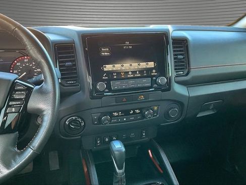 Used 2022 Nissan Frontier PRO-4X AWD/4WD image 10