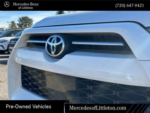 Used 2020 Toyota 4Runner 4WD image 8