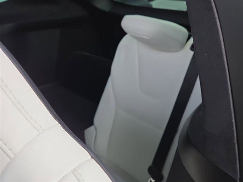 Used 2020 Tesla Model X Long Range image 4