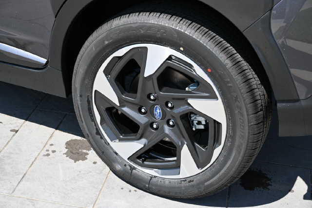 New 2026 Subaru Crosstrek 2.5i Limited w/ Crosstrek Mirror Package AWD/4WD image 12