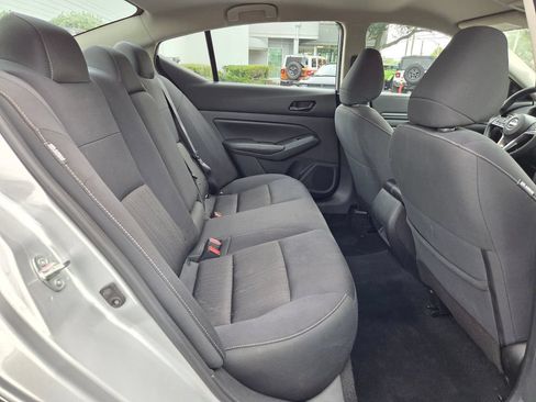 Used 2024 Nissan Altima 2.5 SV FWD image 17