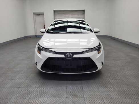 Used 2020 Toyota Corolla LE image 15