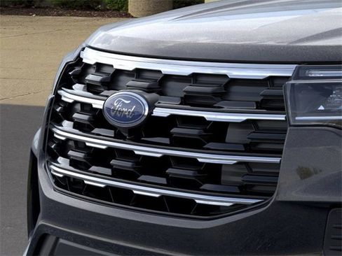 New 2026 Ford Explorer Active image 17