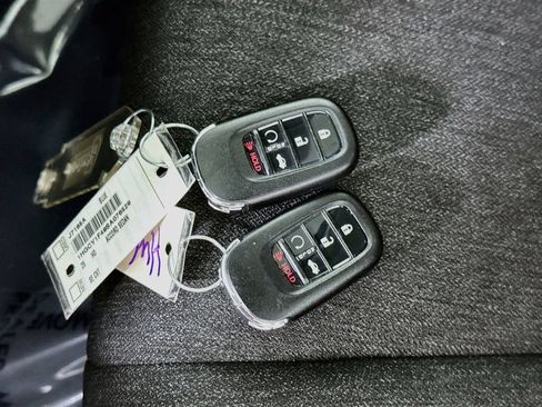 Used 2025 Honda Accord SE image 31