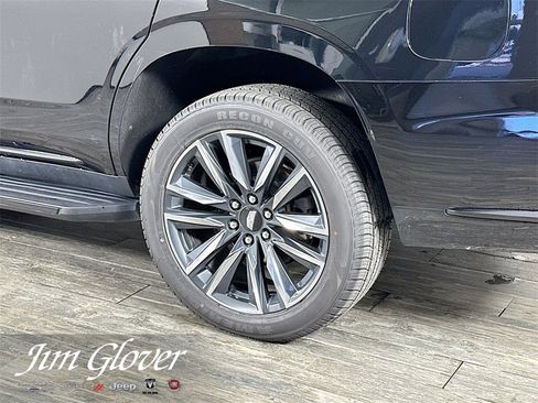 Used 2023 Cadillac Escalade Sport image 12