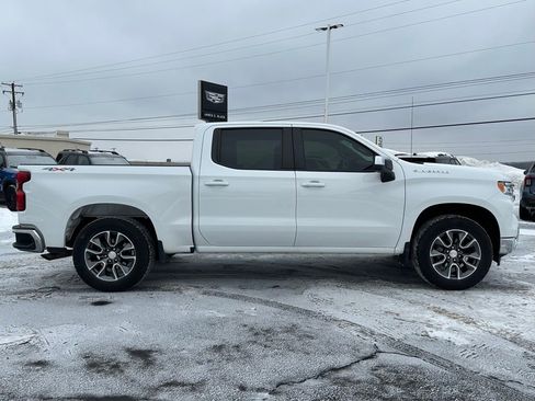 Used 2024 Chevrolet Silverado 1500 LT image 7