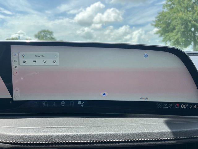 Certified 2025 Cadillac XT4 Premium Luxury FWD image 24