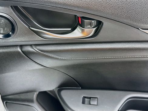 Used 2017 Honda Civic EX-L image 41