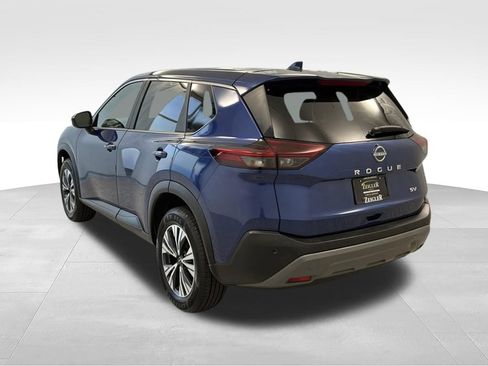 Used 2023 Nissan Rogue SV FWD image 7