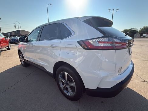 Used 2022 Ford Edge SEL w/ Convenience Package AWD/4WD image 5