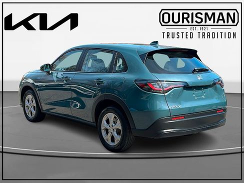 Used 2025 Honda HR-V LX image 3