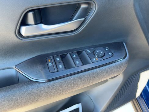 New 2026 Nissan Kicks SV image 13