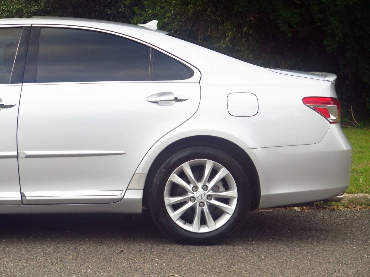 Used 2012 Lexus ES 350 FWD image 24
