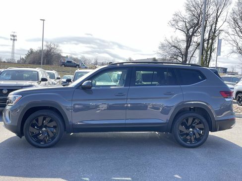 New 2026 Volkswagen Atlas SE FWD image 4