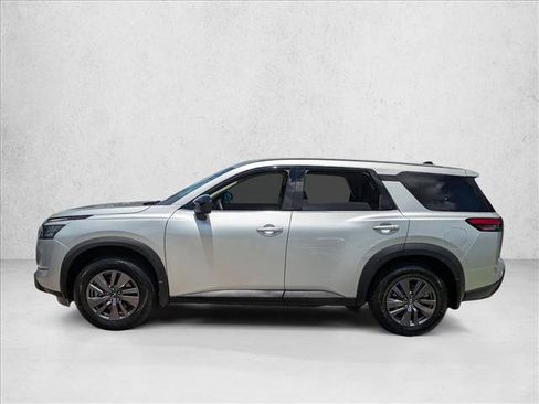 Certified 2023 Nissan Pathfinder S AWD/4WD image 9