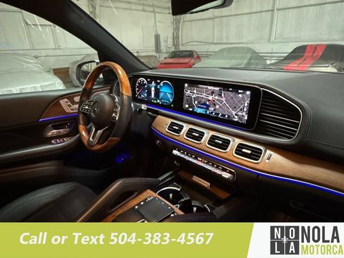 Used 2023 Mercedes-Benz GLS 450 4MATIC image 29