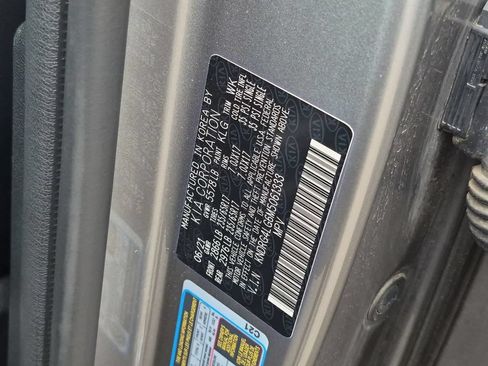 Used 2021 Kia Sorento S FWD image 34