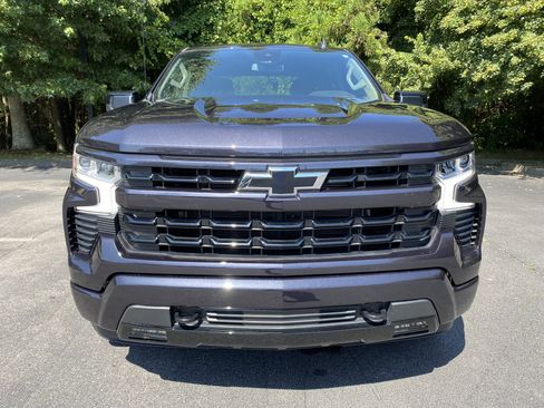 Used 2023 Chevrolet Silverado 1500 RST AWD/4WD image 3