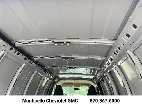 New 2026 Chevrolet Express 2500 Extended w/ Driver Convenience Package RWD image 26