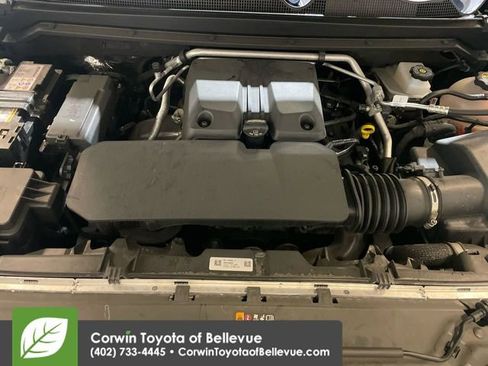 Used 2024 Chevrolet Colorado Z71 image 14