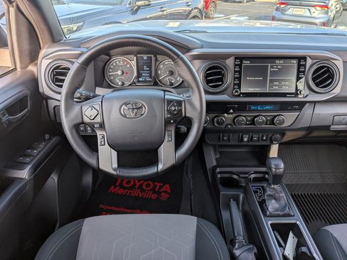 Certified 2023 Toyota Tacoma TRD Off-Road image 25
