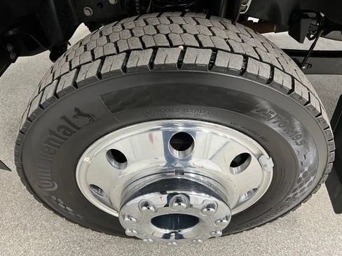 Used 2025 Ford F450 Platinum w/ FX4 Off-Road Package AWD/4WD image 15