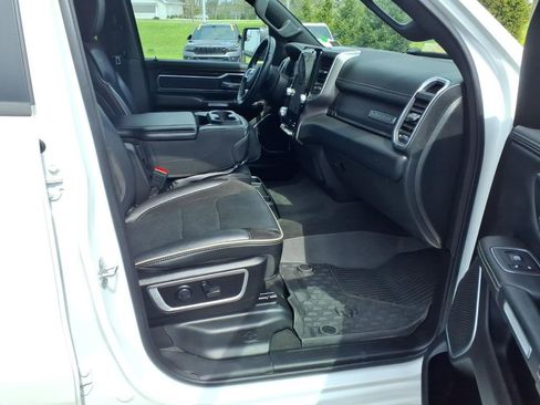 Used 2023 RAM 1500 Laramie AWD/4WD image 17