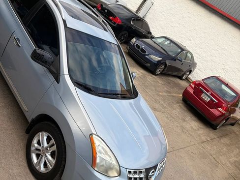 Used 2012 Nissan Rogue SV w/ Premium Pkg FWD image 4