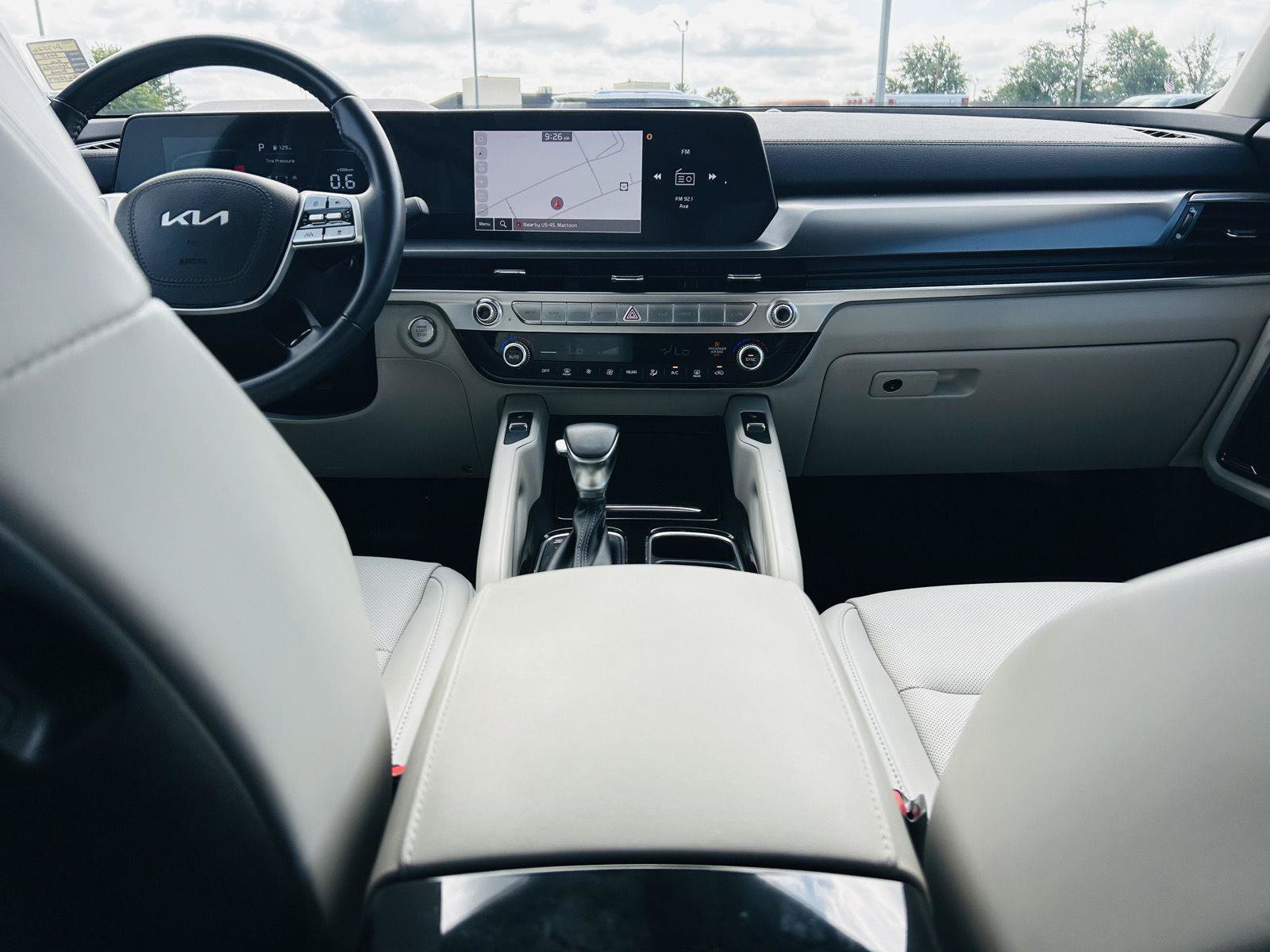 Used 2025 Kia Telluride S FWD image 23