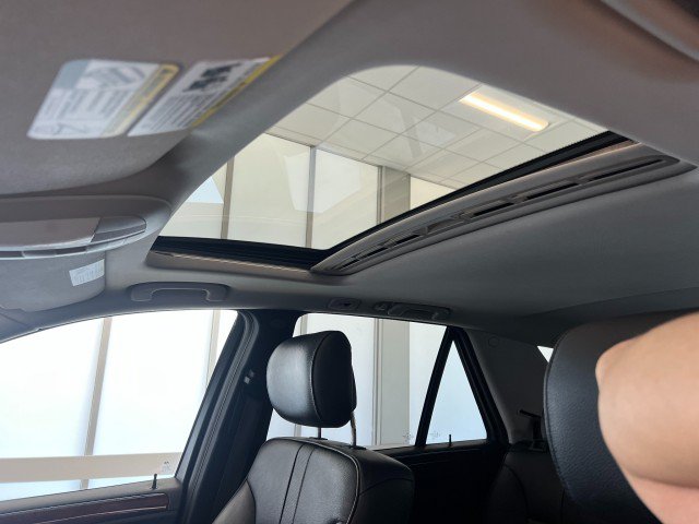 Used 2011 Mercedes-Benz ML 350 4MATIC image 30