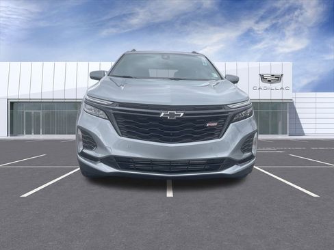 Used 2024 Chevrolet Equinox RS w/ RS Leather Package image 3