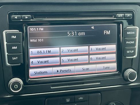 Used 2015 Volkswagen Jetta S image 14