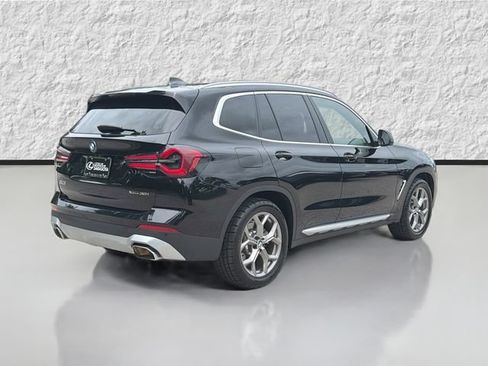 Used 2024 BMW X3 xDrive30i AWD/4WD image 3