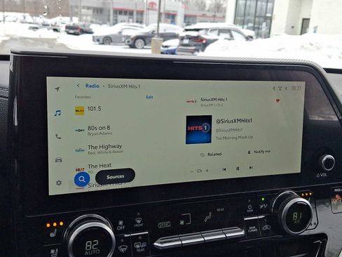 Used 2024 Toyota Highlander Platinum image 17