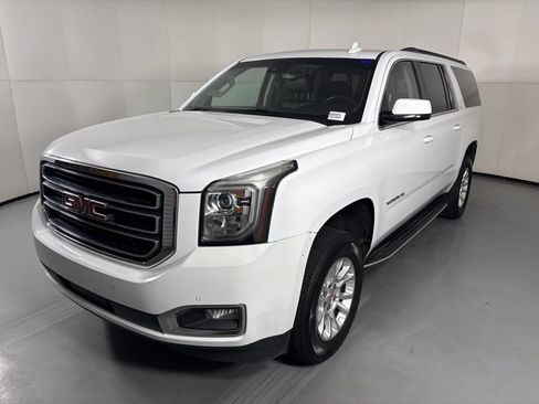 Used 2019 GMC Yukon XL SLT AWD/4WD image 4