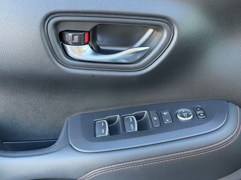 Used 2025 Honda HR-V Sport image 22