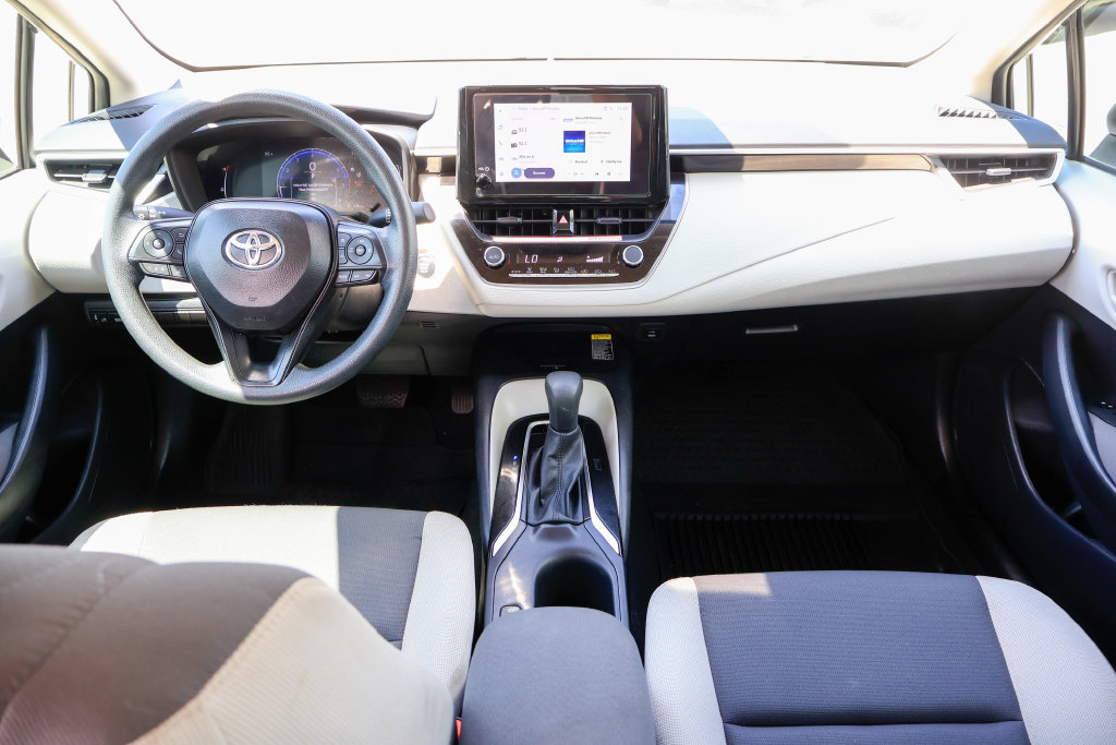 Used 2026 Toyota Corolla LE w/ LE Premium Package FWD image 8